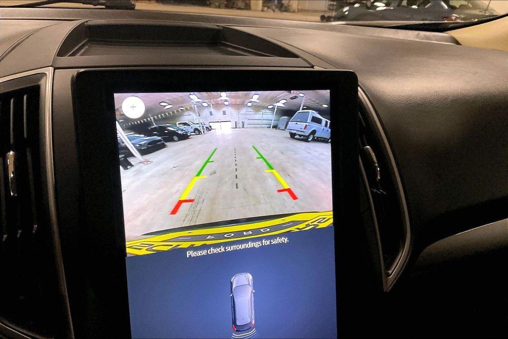 used 2024 Ford Edge car, priced at $21,913