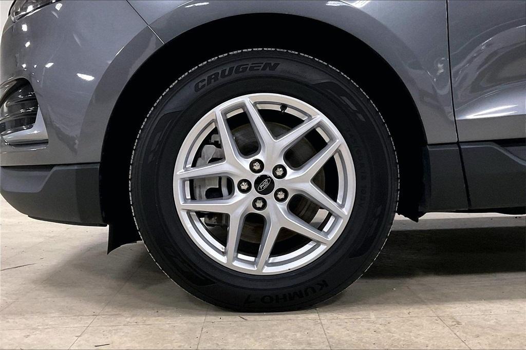 used 2024 Ford Edge car, priced at $21,697