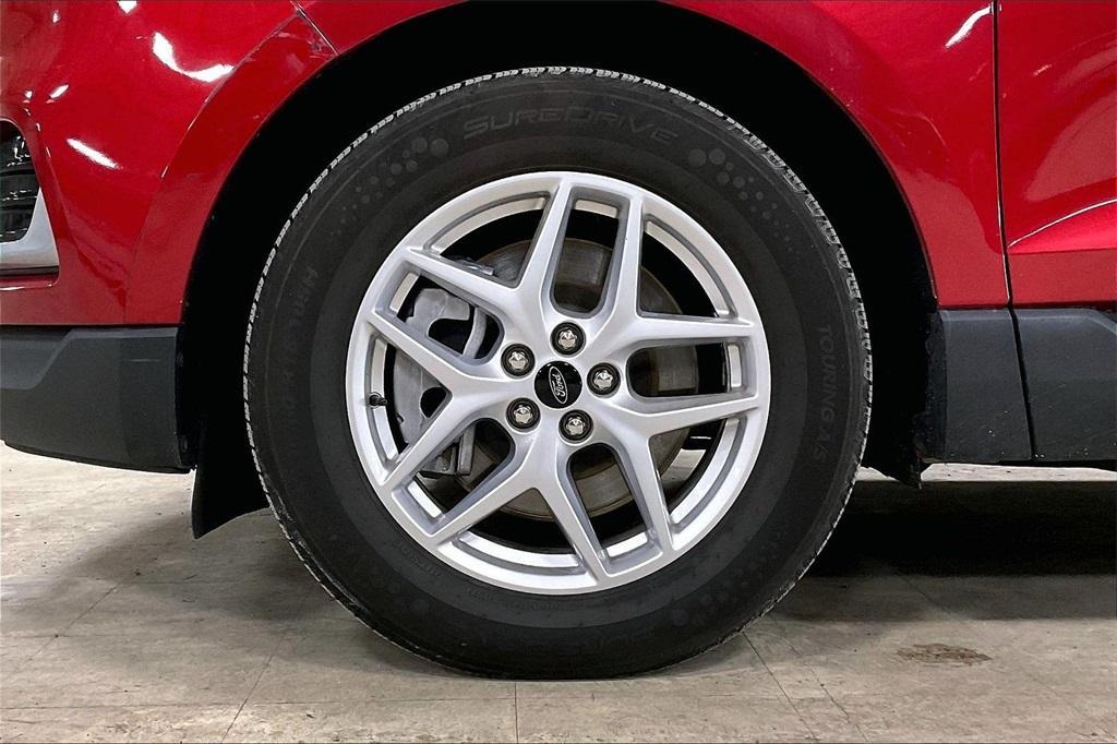 used 2024 Ford Edge car, priced at $21,638