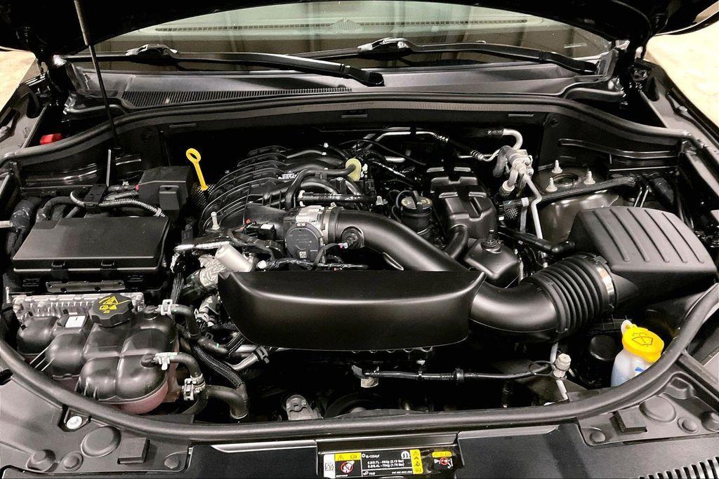 used 2025 Dodge Durango car, priced at $35,252