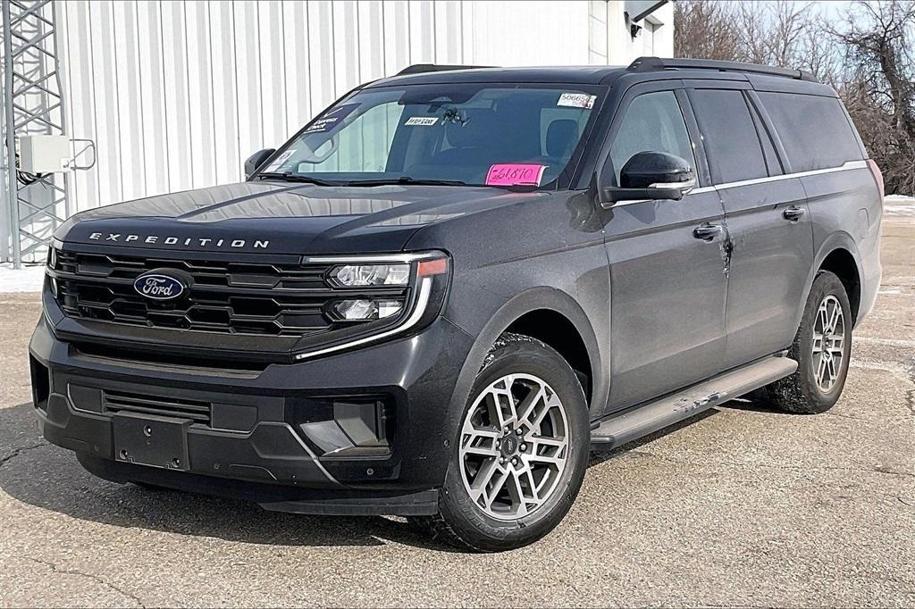 used 2025 Ford Expedition Max car, priced at $61,890