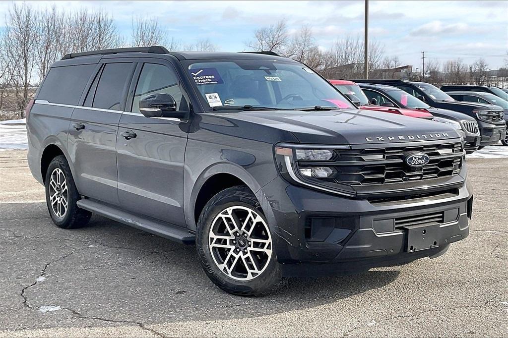 used 2025 Ford Expedition Max car, priced at $61,890