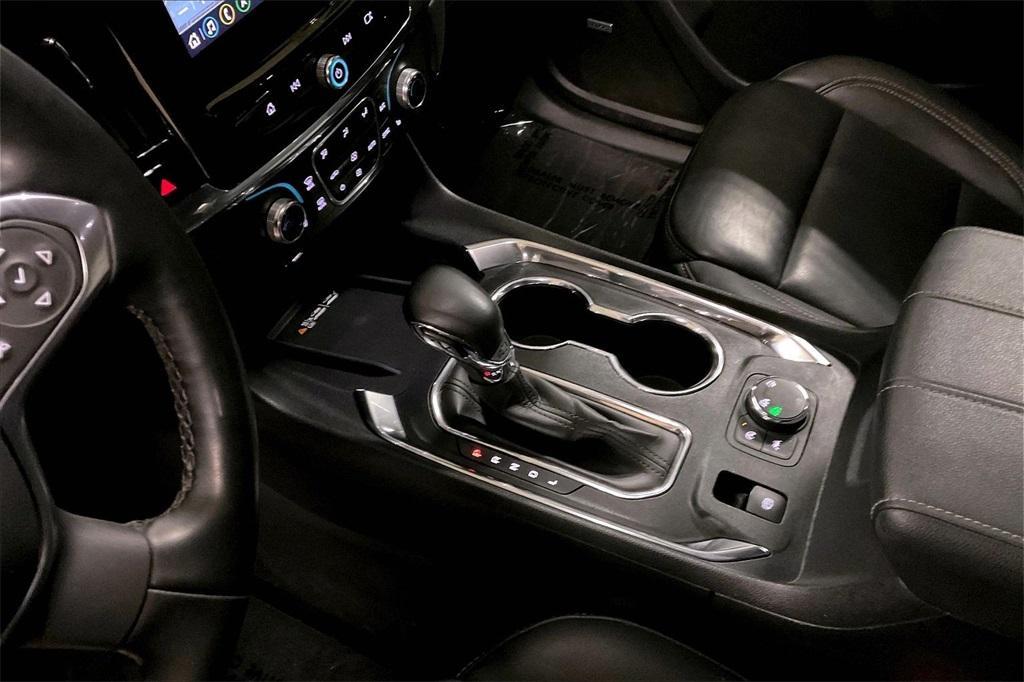 used 2023 Chevrolet Traverse car, priced at $32,591