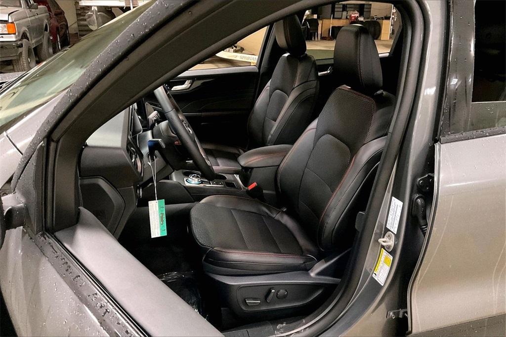 new 2026 Ford Escape car, priced at $33,056