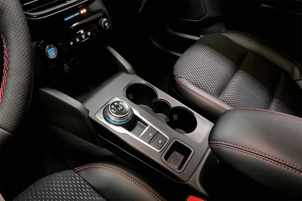 new 2026 Ford Escape car, priced at $33,056