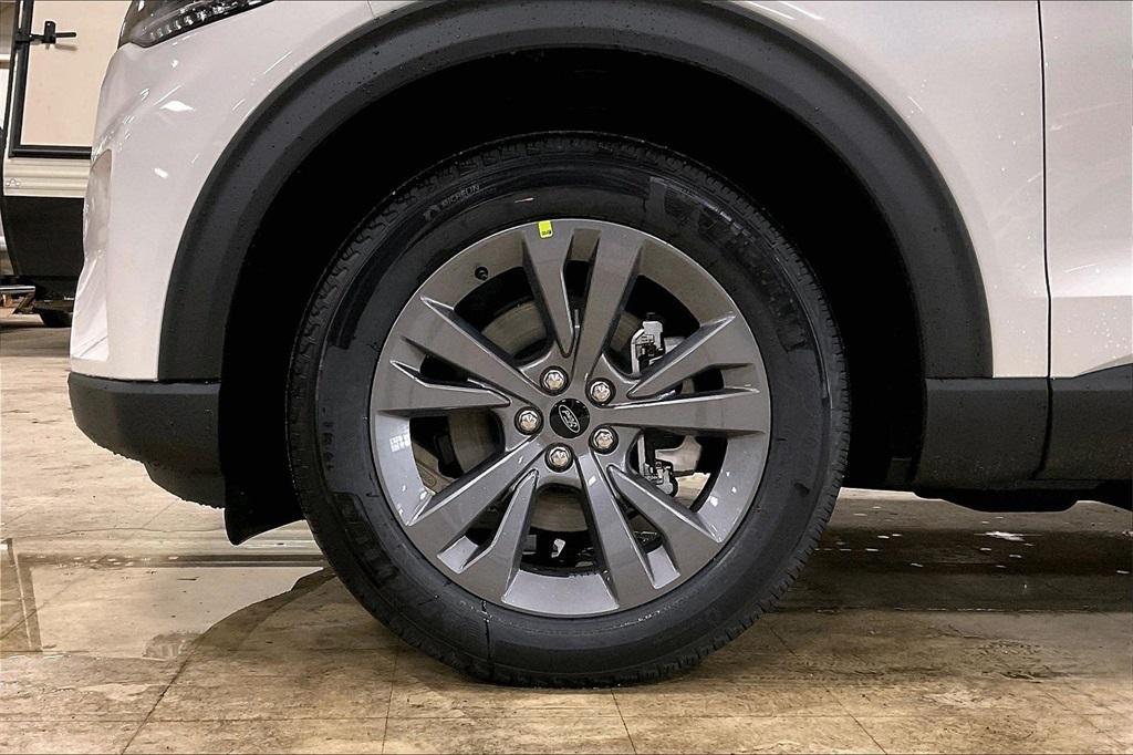 new 2026 Ford Explorer car, priced at $44,356