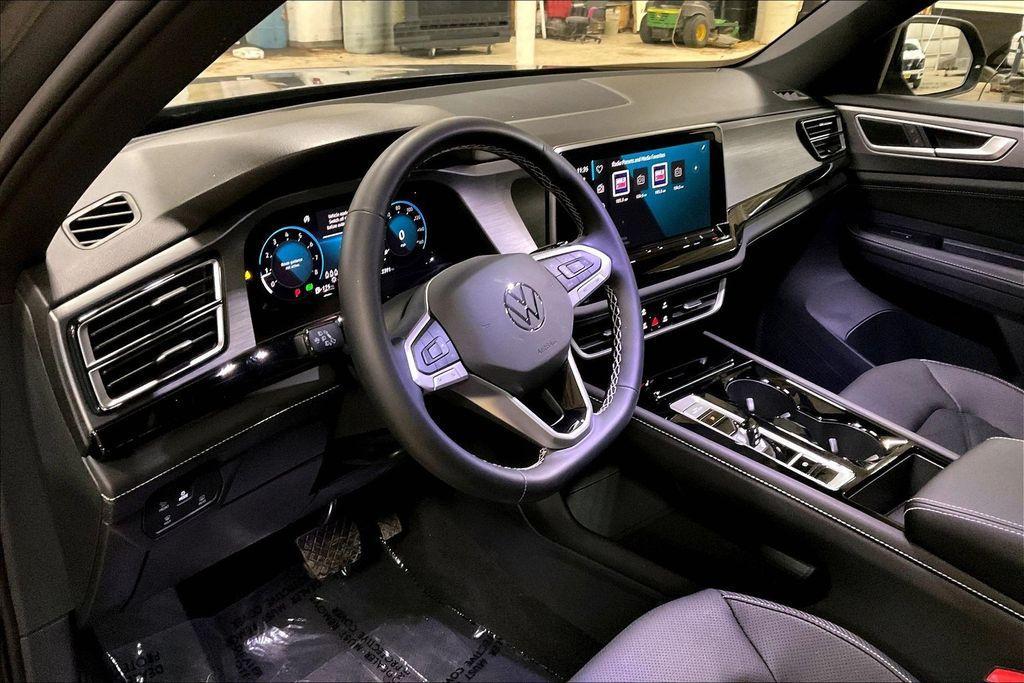used 2025 Volkswagen Atlas Cross Sport car, priced at $33,998