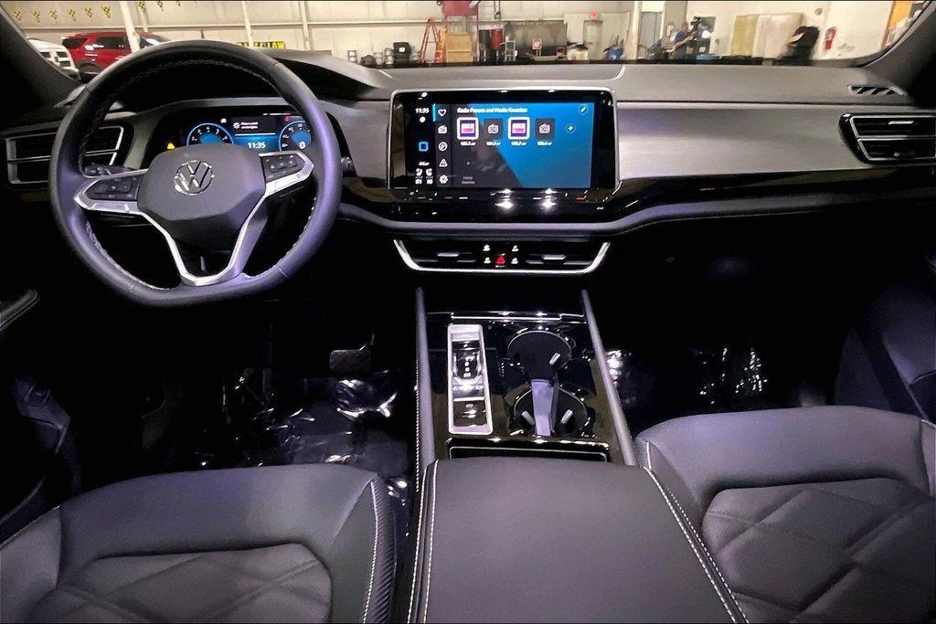 used 2025 Volkswagen Atlas Cross Sport car, priced at $33,998