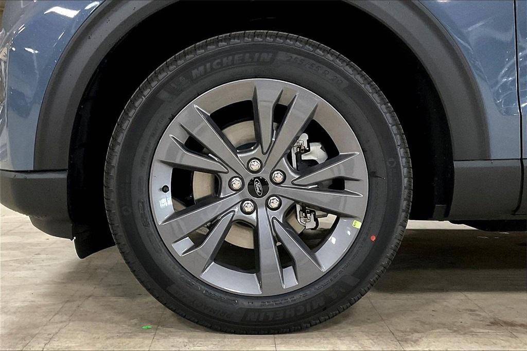 new 2026 Ford Explorer car, priced at $44,123