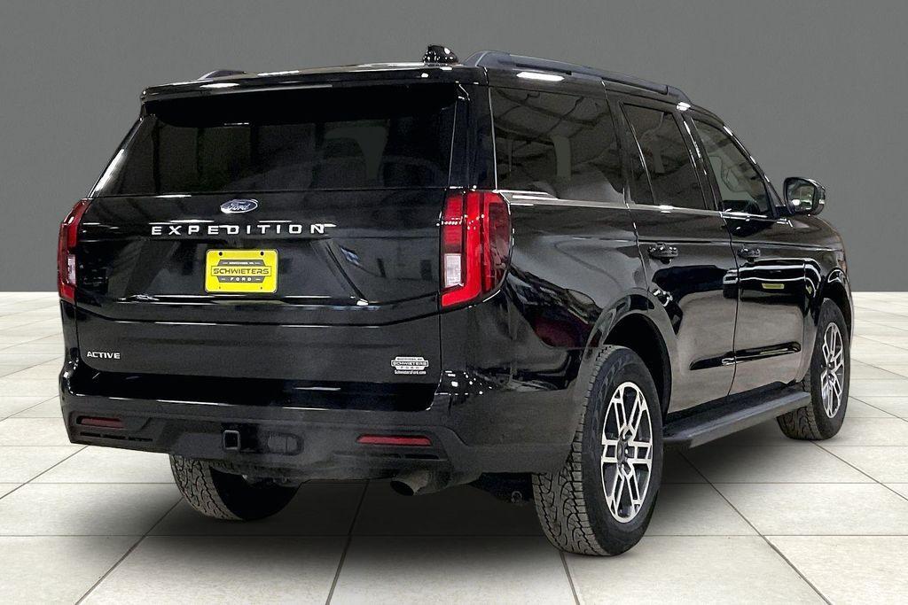 used 2025 Ford Expedition car, priced at $56,998