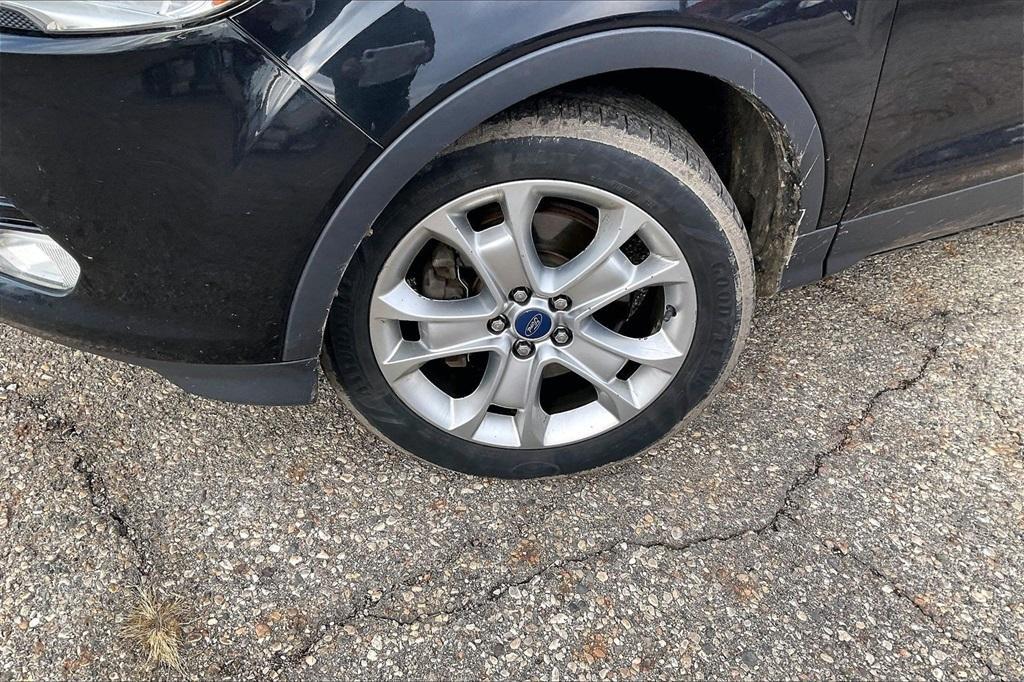 used 2013 Ford Escape car, priced at $5,000