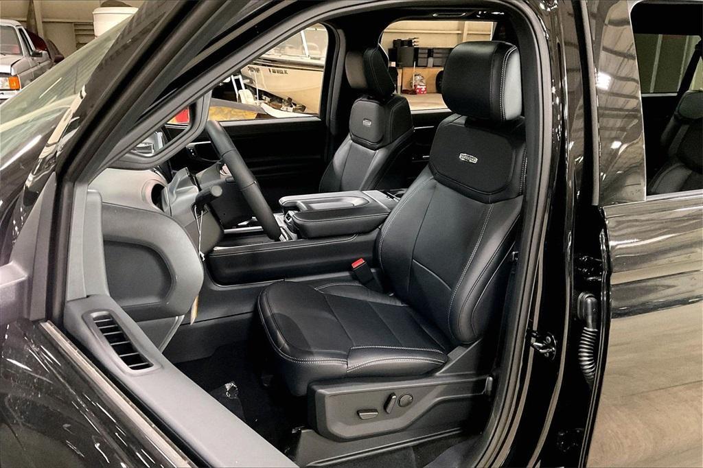 new 2025 Ford Expedition Max car, priced at $83,143