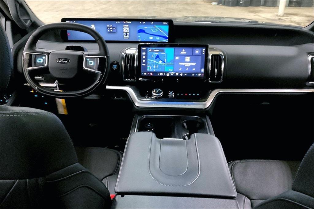 new 2025 Ford Expedition Max car, priced at $83,143