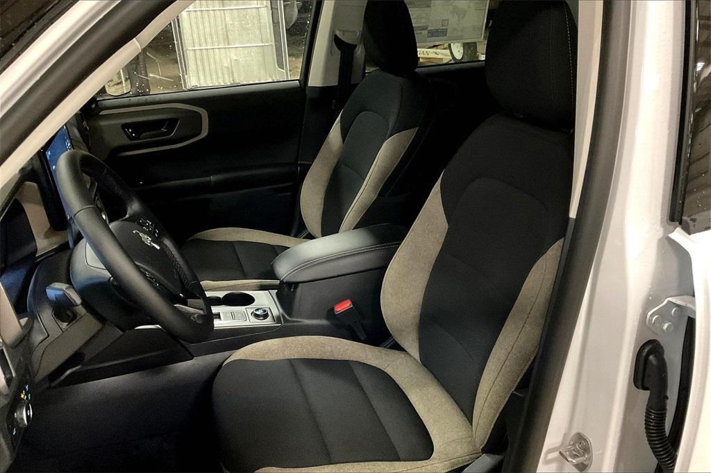 new 2025 Ford Bronco Sport car, priced at $32,206