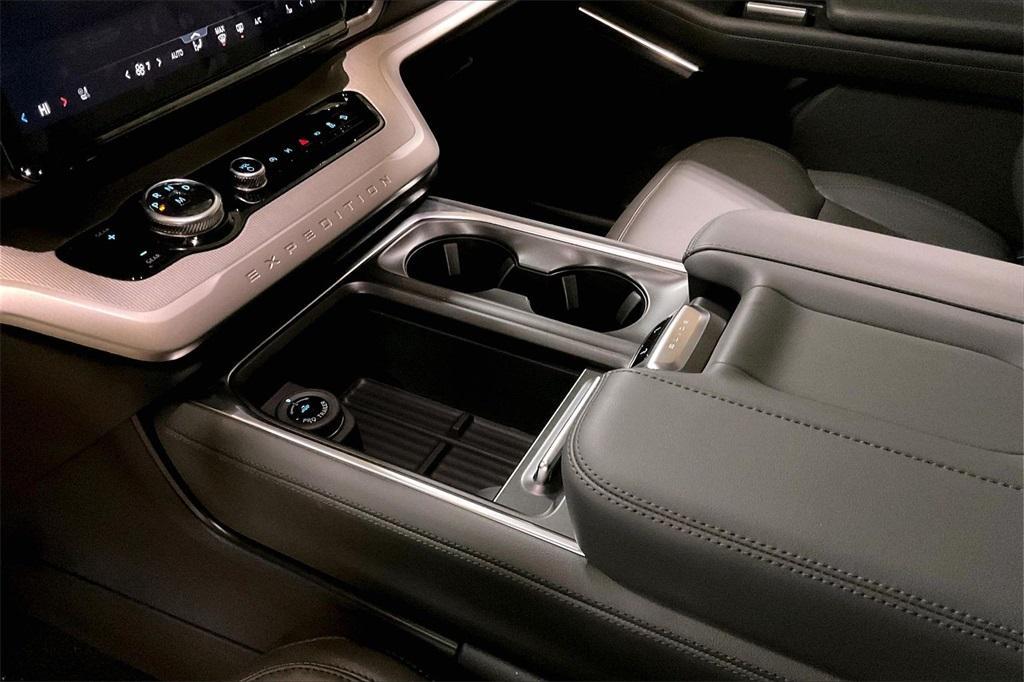 new 2026 Ford Expedition Max car, priced at $73,316