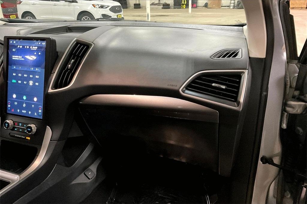 used 2024 Ford Edge car, priced at $22,350