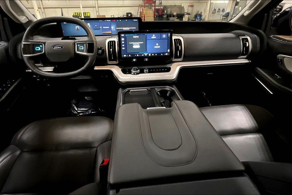 used 2025 Ford Expedition Max car, priced at $58,336