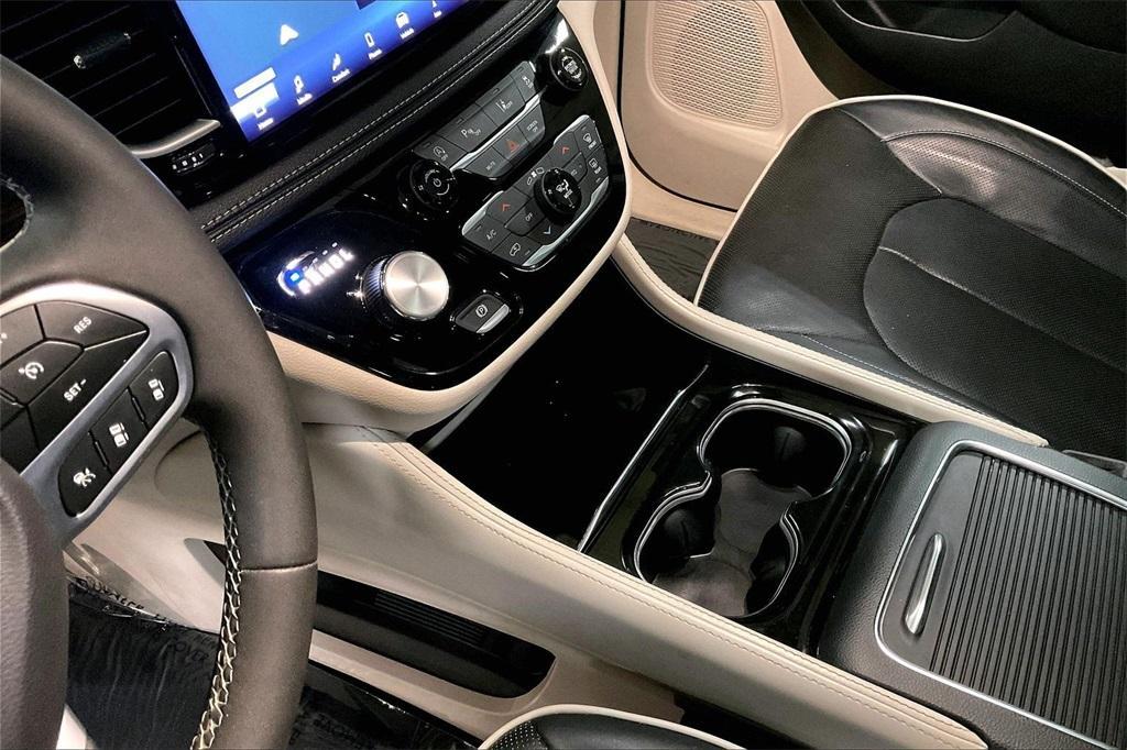 used 2023 Chrysler Pacifica car, priced at $25,780