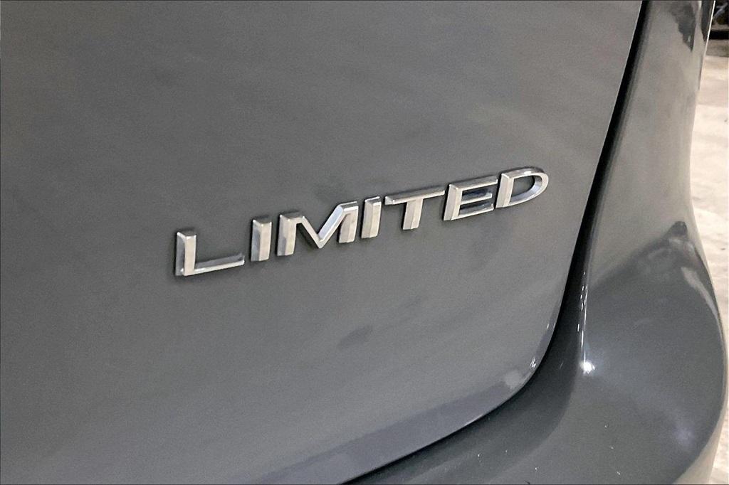 used 2023 Chrysler Pacifica car, priced at $25,780