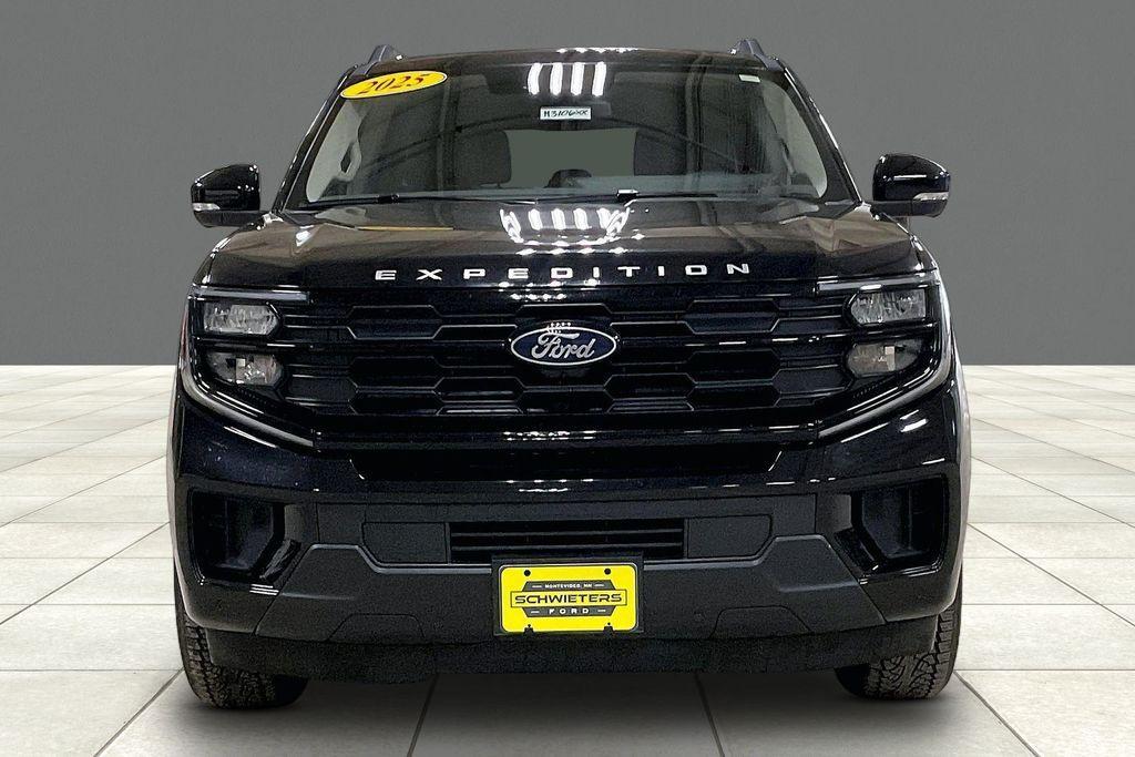 used 2025 Ford Expedition Max car, priced at $58,238