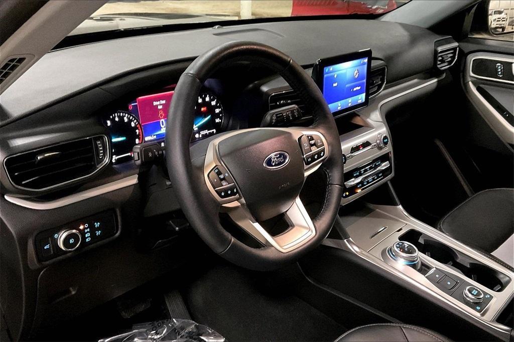 used 2022 Ford Explorer car, priced at $27,518