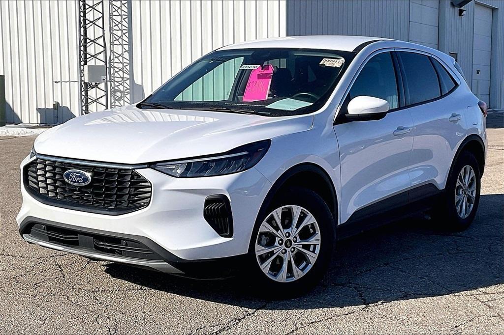 used 2023 Ford Escape car, priced at $23,496