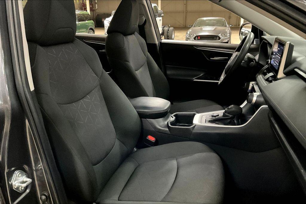 used 2024 Toyota RAV4 Hybrid car, priced at $31,229