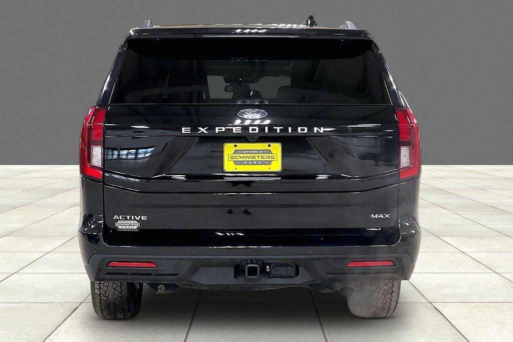 used 2025 Ford Expedition Max car, priced at $57,998
