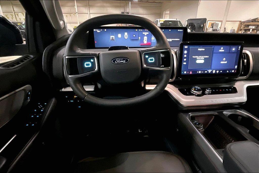 used 2025 Ford Expedition Max car, priced at $57,998