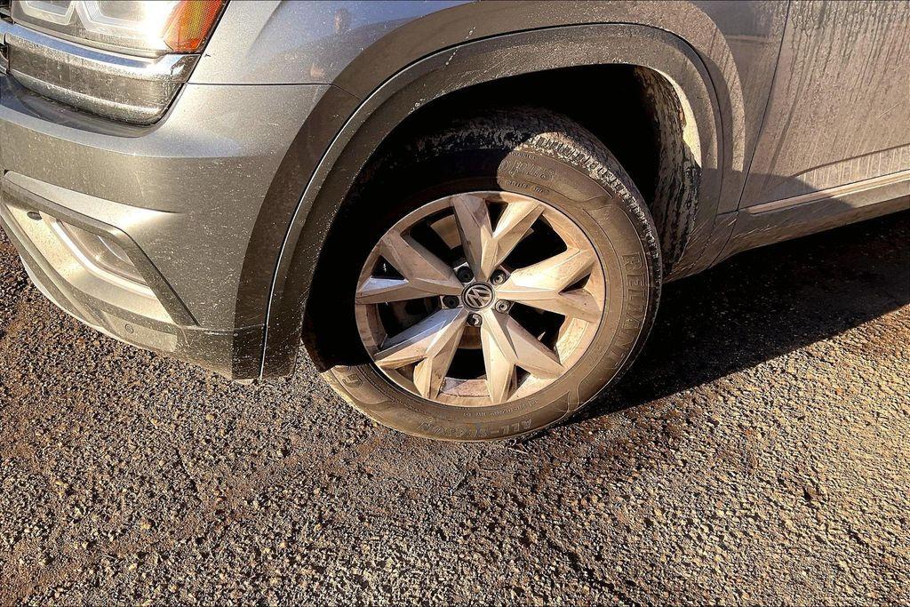 used 2018 Volkswagen Atlas car, priced at $8,000