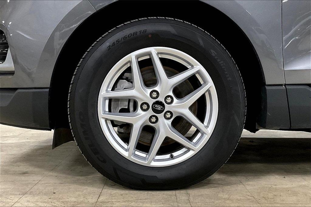 used 2024 Ford Edge car, priced at $22,250