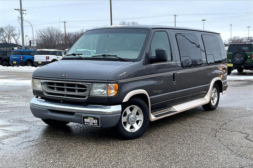 used 2005 Ford E150 car, priced at $6,500
