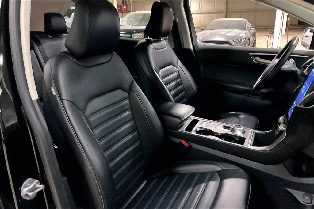 used 2024 Ford Edge car, priced at $21,210