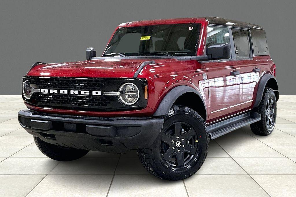 new 2025 Ford Bronco car, priced at $46,437