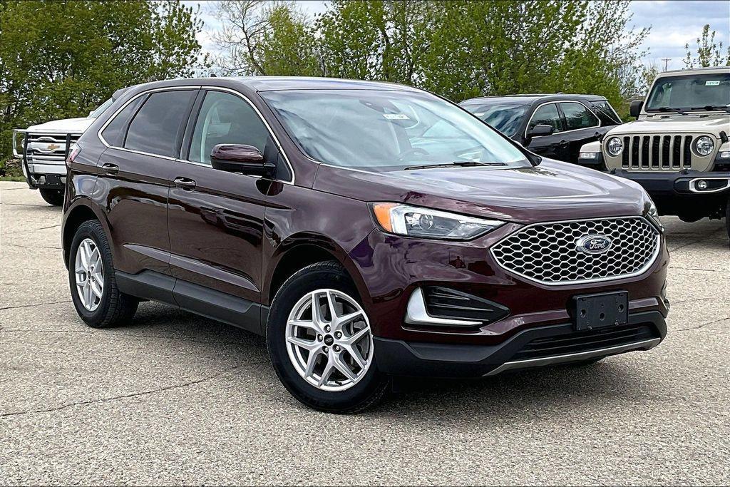 used 2023 Ford Edge car, priced at $22,975