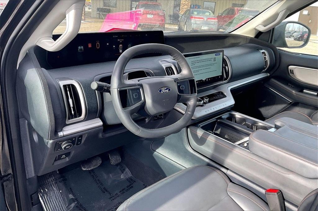 used 2025 Ford Expedition car, priced at $57,989