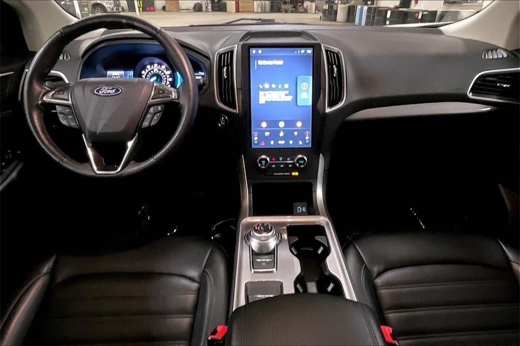 used 2024 Ford Edge car, priced at $22,399