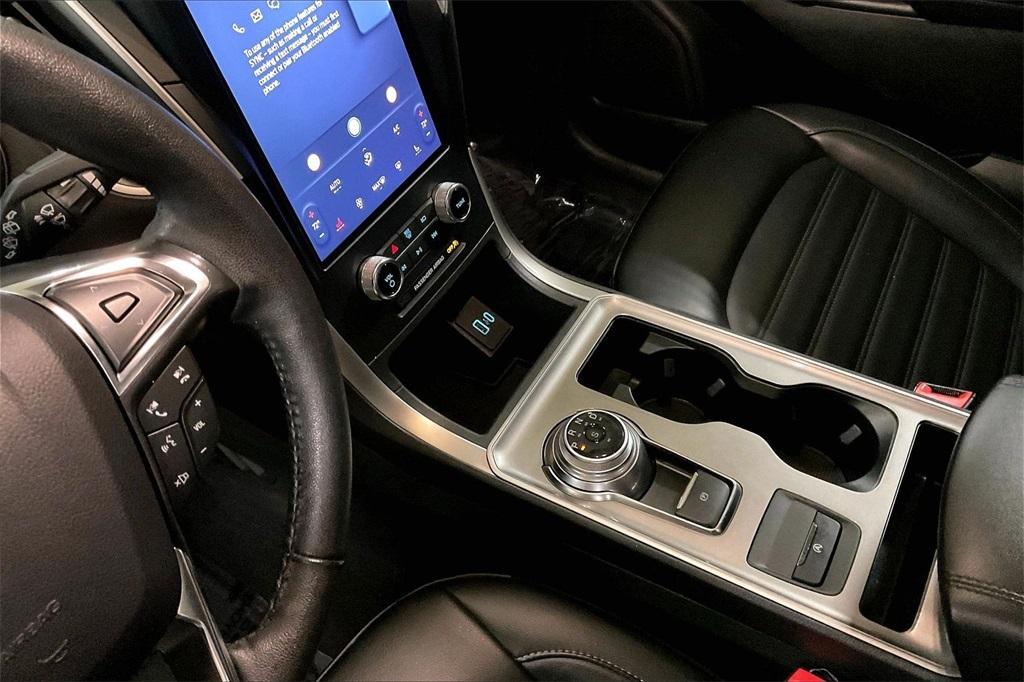 used 2024 Ford Edge car, priced at $22,399