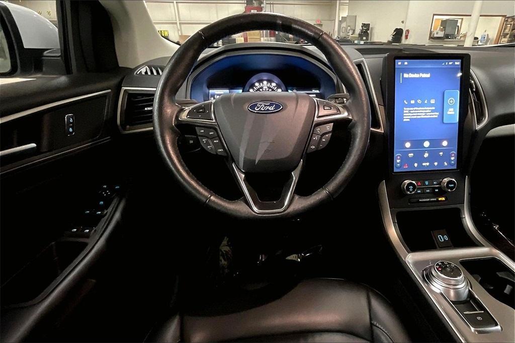 used 2024 Ford Edge car, priced at $22,399
