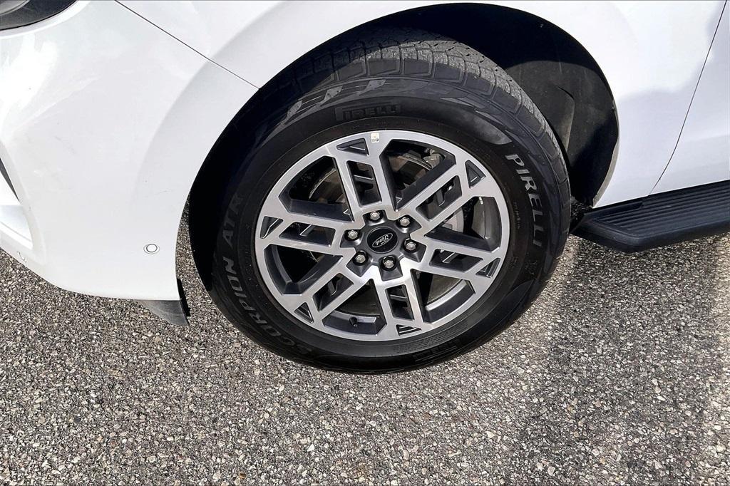 used 2025 Ford Expedition Max car, priced at $59,986