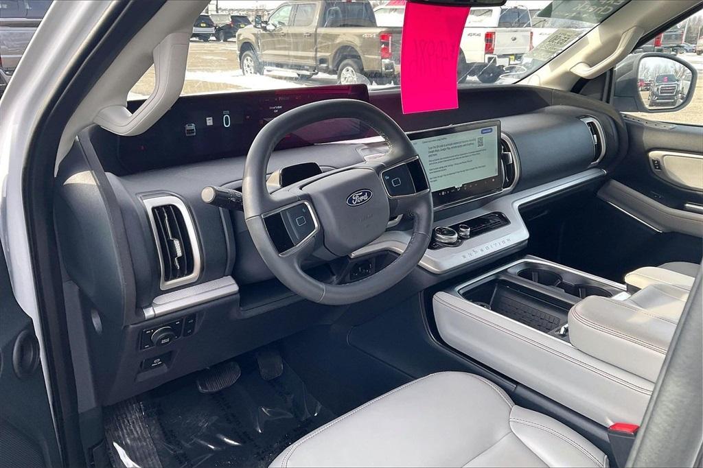 used 2025 Ford Expedition Max car, priced at $59,986