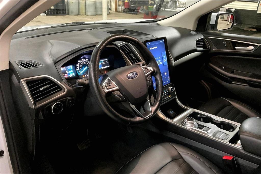 used 2024 Ford Edge car, priced at $20,884