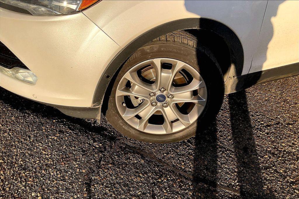 used 2016 Ford Escape car, priced at $5,500