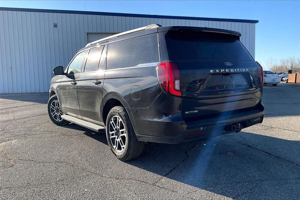 used 2025 Ford Expedition Max car, priced at $63,250