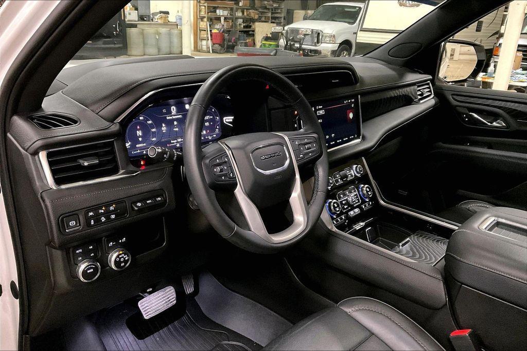 used 2023 GMC Yukon car, priced at $62,250