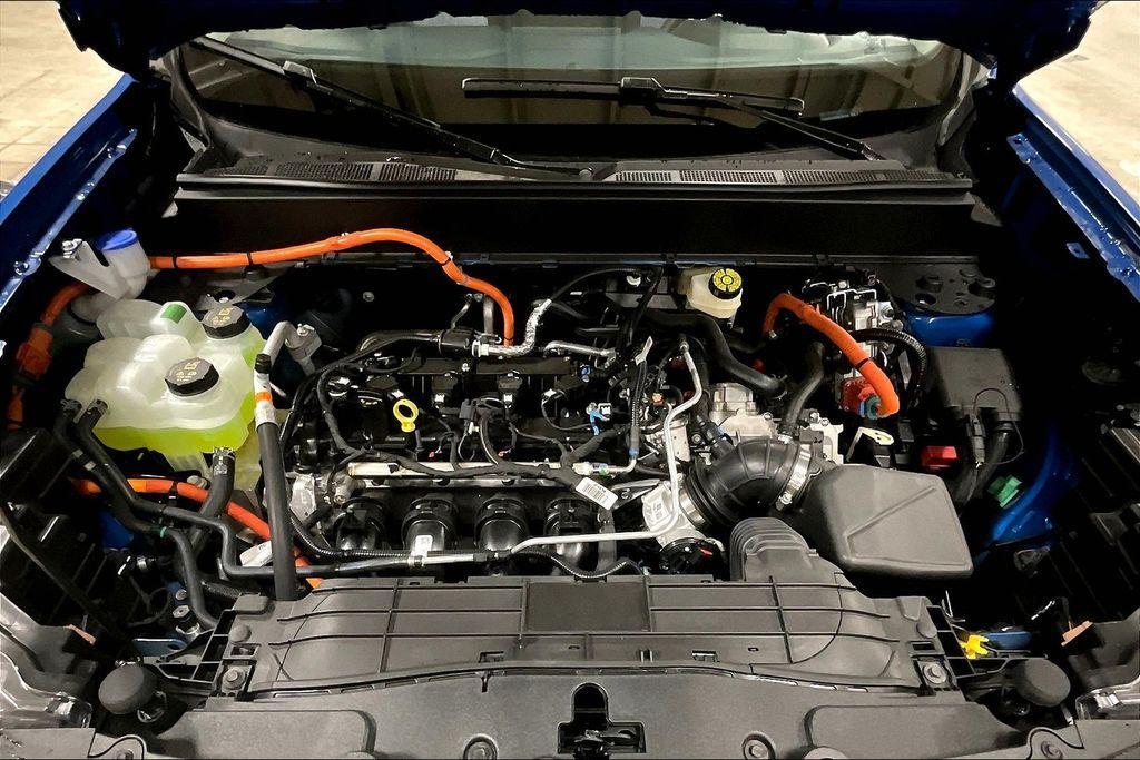 new 2025 Ford Maverick car, priced at $32,560