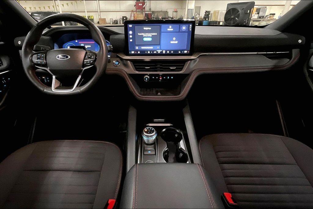 used 2025 Ford Explorer car, priced at $38,898
