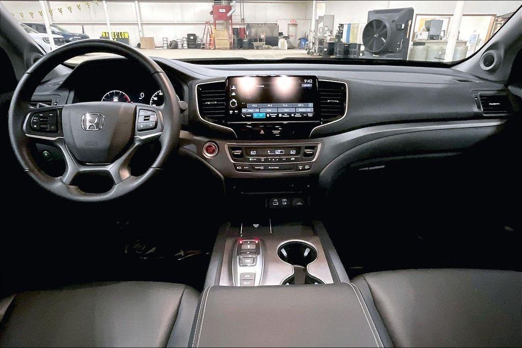 used 2025 Honda Ridgeline car, priced at $35,537