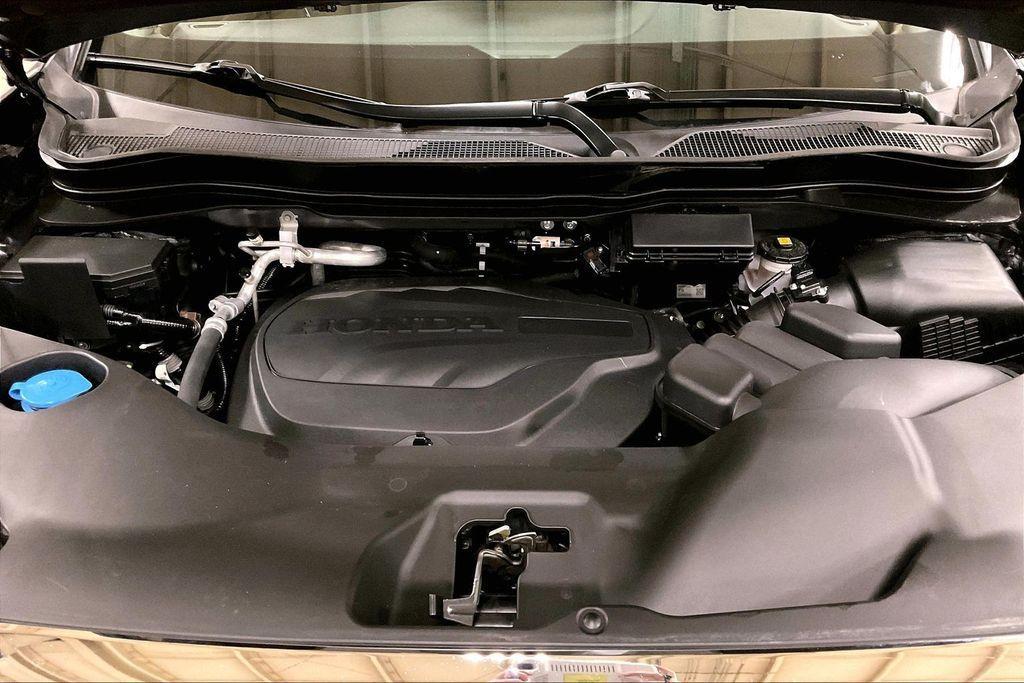 used 2025 Honda Ridgeline car, priced at $35,537