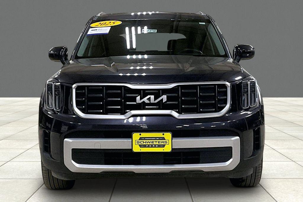 used 2025 Kia Telluride car, priced at $35,897
